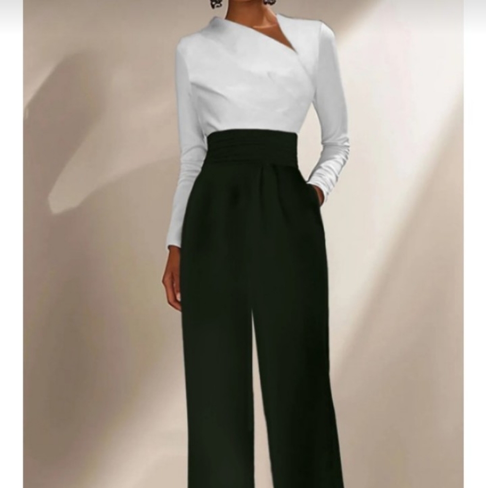 Chic White Long-Sleeve Jumpsuit